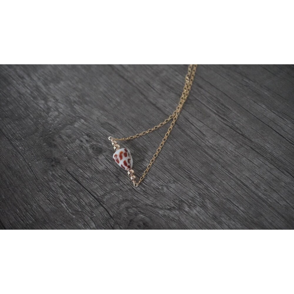 Hebrew Shell Necklace - Picture 5 of 7